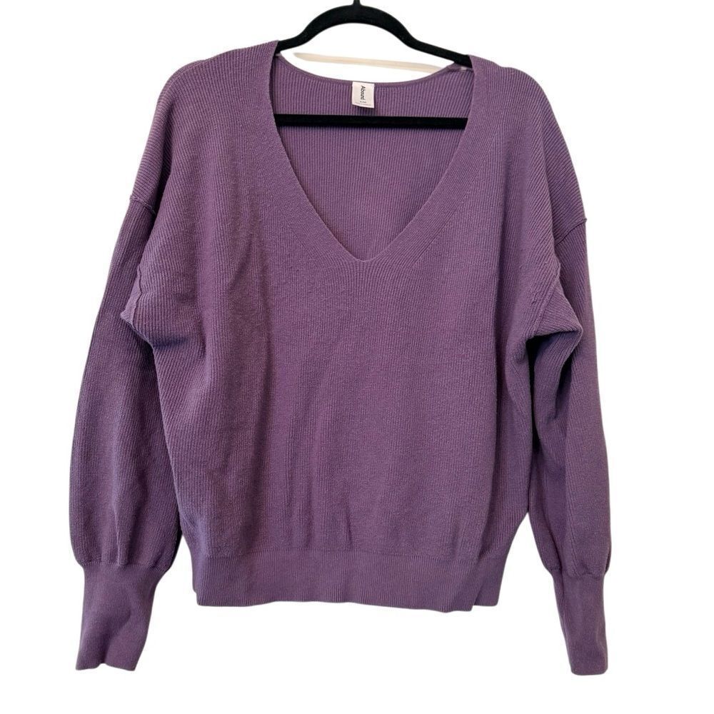 Elegant Abound V-Neck Ribbed Sweater Purple S/M Cozy Cotton Blend